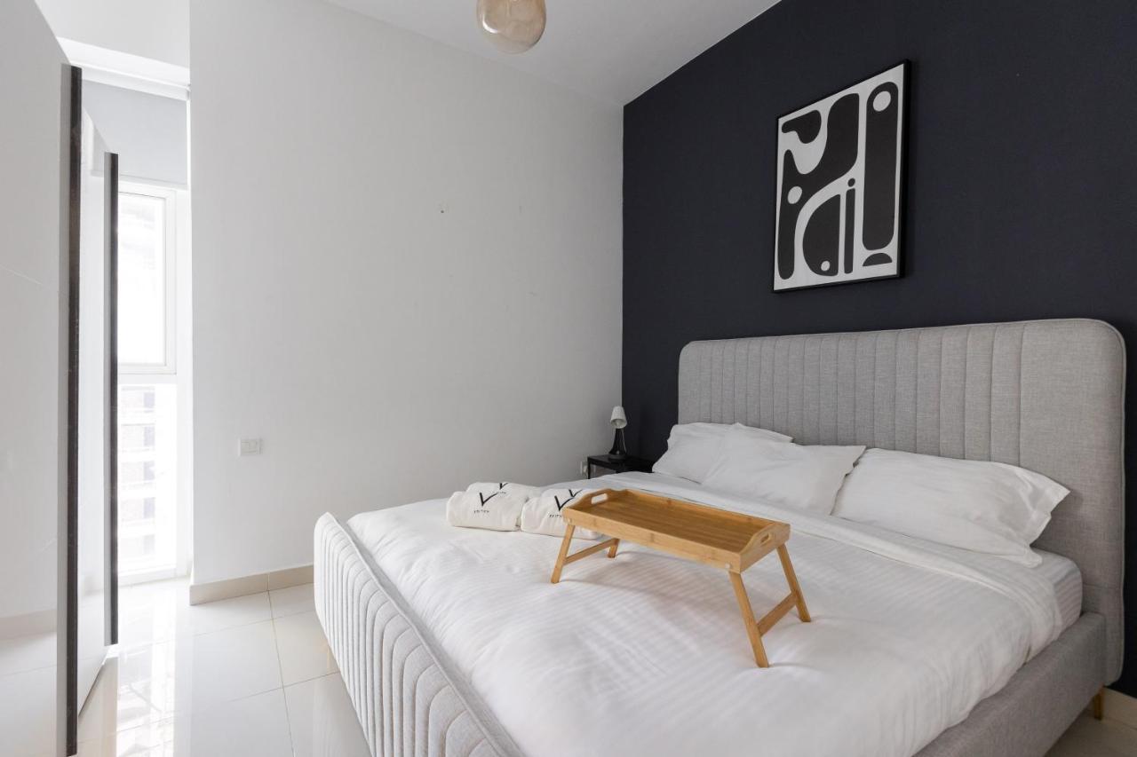 Spacious 1br With Full Marina View Vakantiehuis