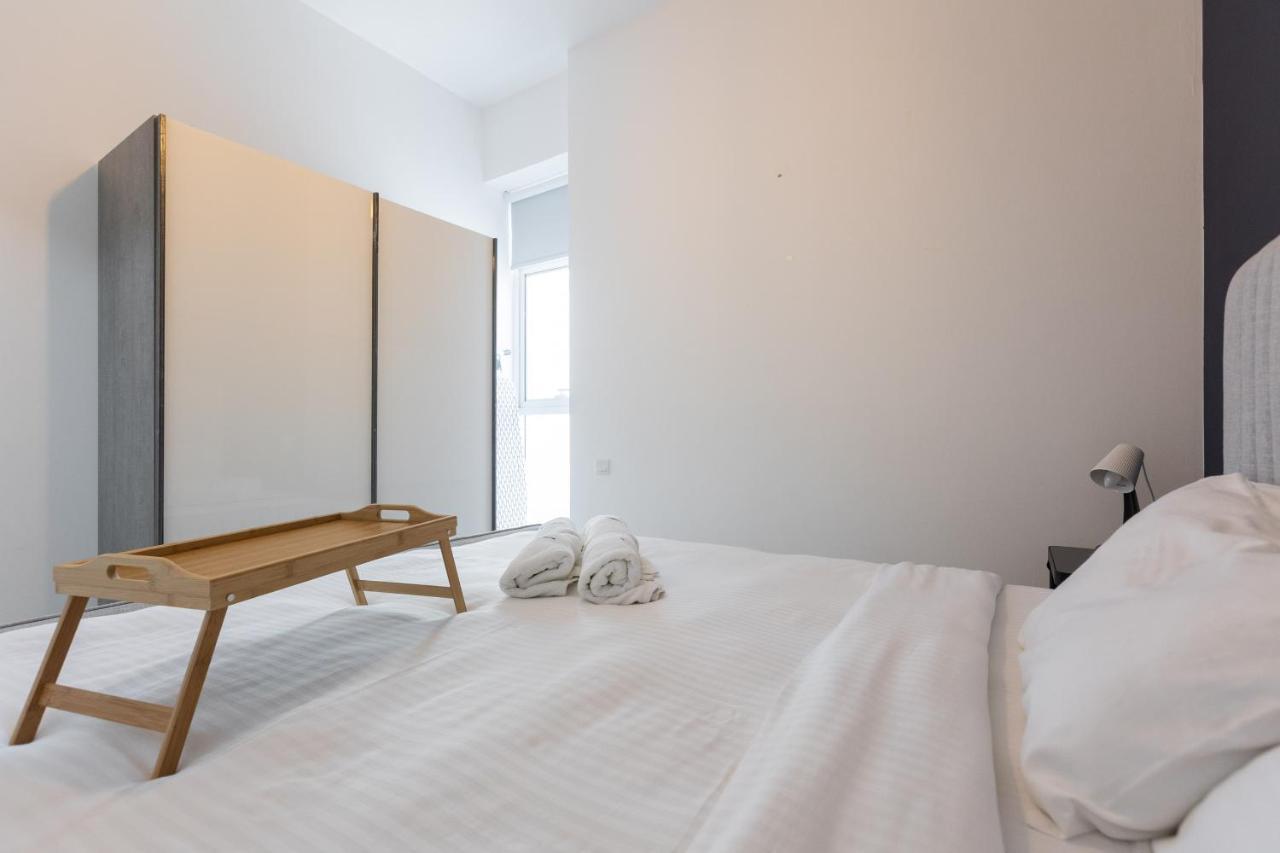 Holiday home Spacious 1br With Full Marina View *