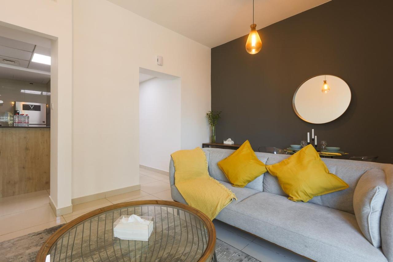 Spacious 1br With Full Marina View Holiday home *