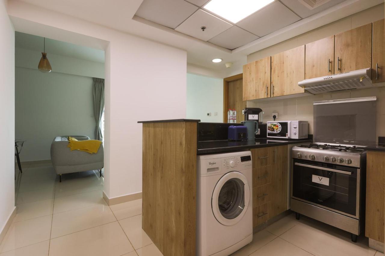 Spacious 1br With Full Marina View * Dubai